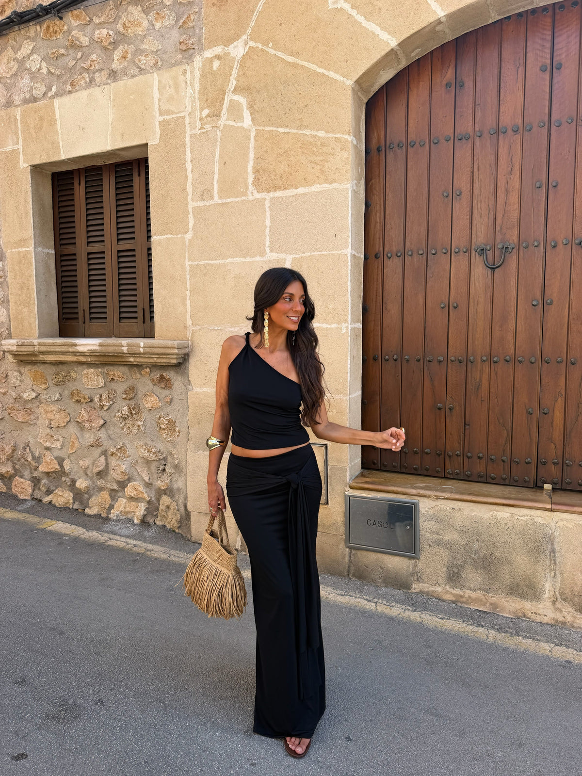 Islaia Set in Black
