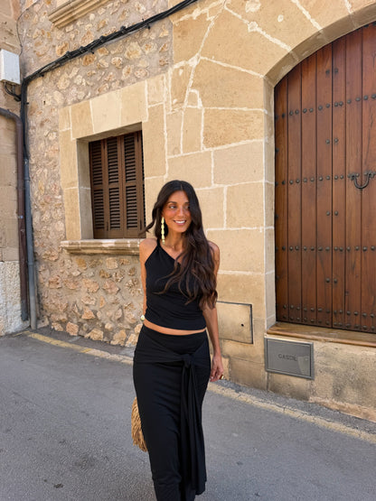 Islaia Set in Black