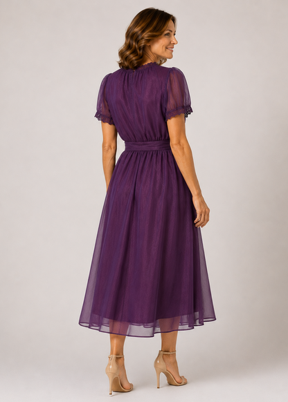 Flavia | Maxi Vestido con Escote Corazón y Bordado de Encaje Chifón