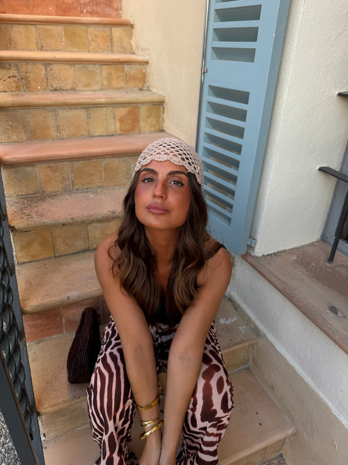 Croché Hat with Sparkle Details in Beige