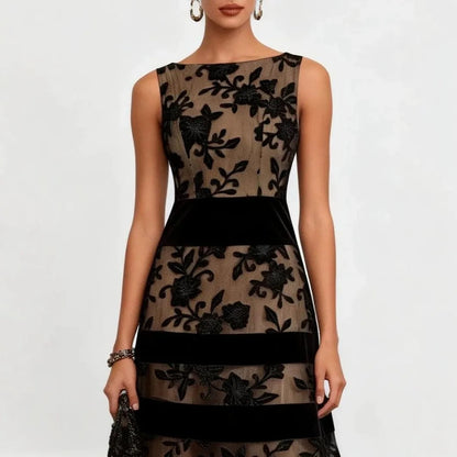 Odette - Vestido Midi de Tul Bordado Floral