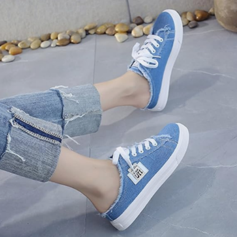 Zapatillas vaqueras tipo mule para mujer