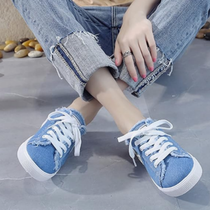 Zapatillas vaqueras tipo mule para mujer